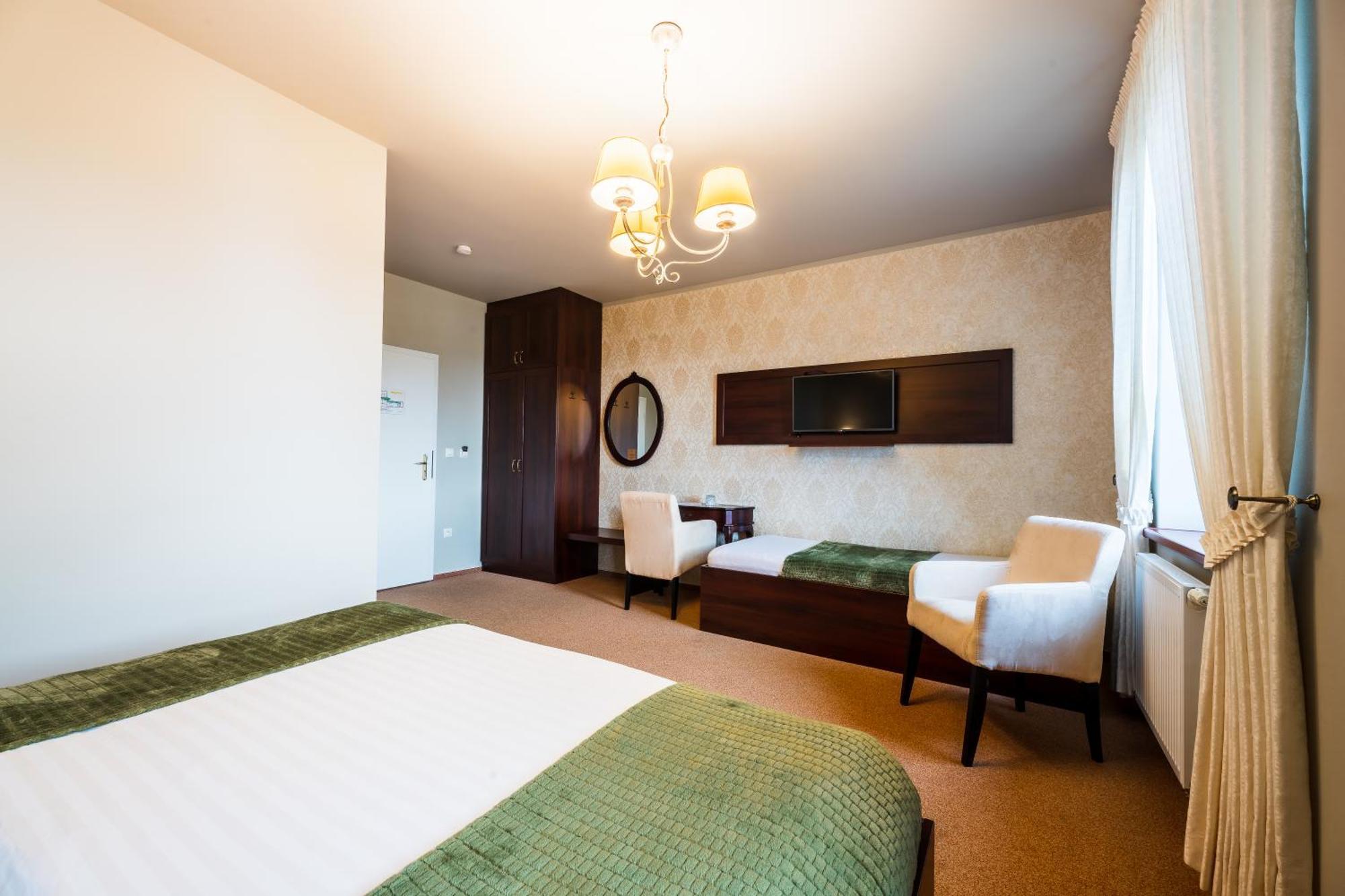 Hotel Plumlov Mostkovice Exteriör bild